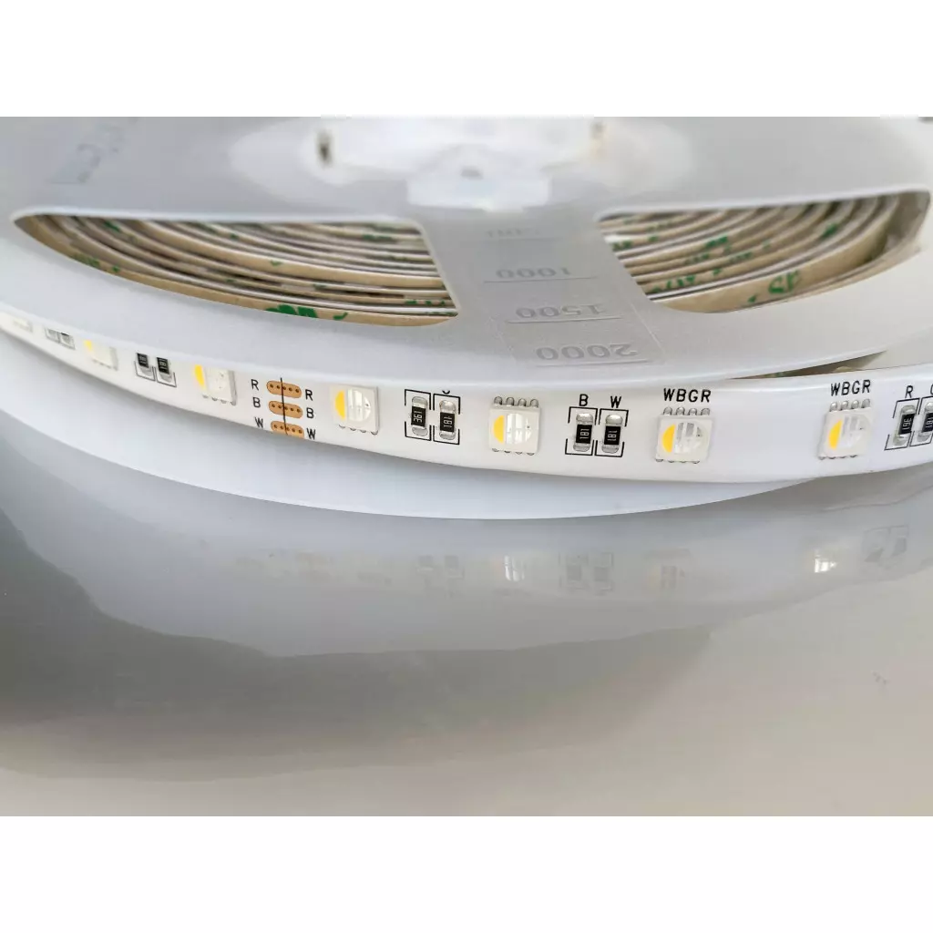 cuzile 100CM Ruban LED à Pile Étanche IP65 RGB 5050 30LED Mode d