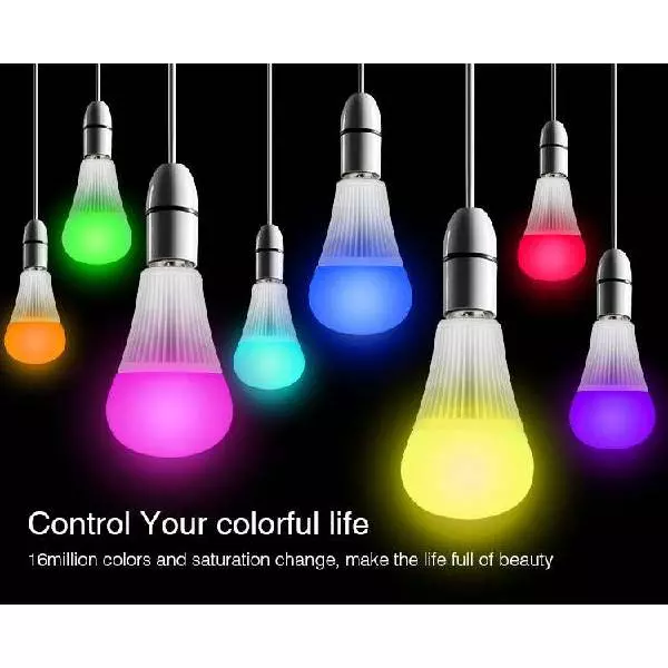 RVB LED Ampoule Changement de Couleur Ambiance Lumière Télécommande Lampe