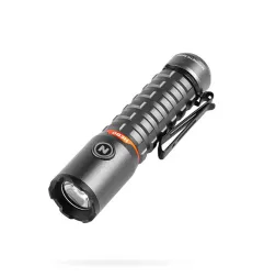 Lampe de Poche Rechargeable Torchy 2K Compacte - 2000 Lumens - Aluminium Noir IP65 - 2,5 x 10,8 cm