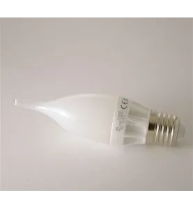 Ampoule LED E27 Flamme C30 coup de vent 5W 400lm