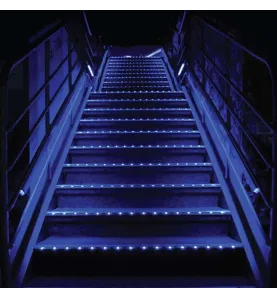 Profilé nez de marche LED pour escalier