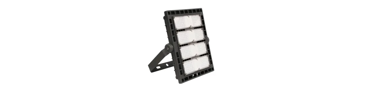 Projecteur LED Sportif et Industriel haute fiabilité